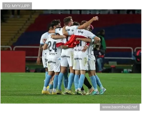 西甲埃尔切保级战 西甲埃尔切保级战