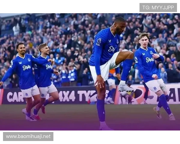 切尔西大规模引援效果出现争议，对球队当前表现与赛季走势产生影响